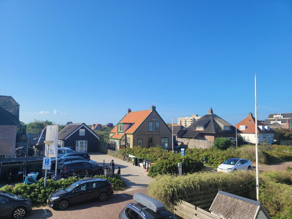 Pension Canberra Bergen aan Zee Exterior photo